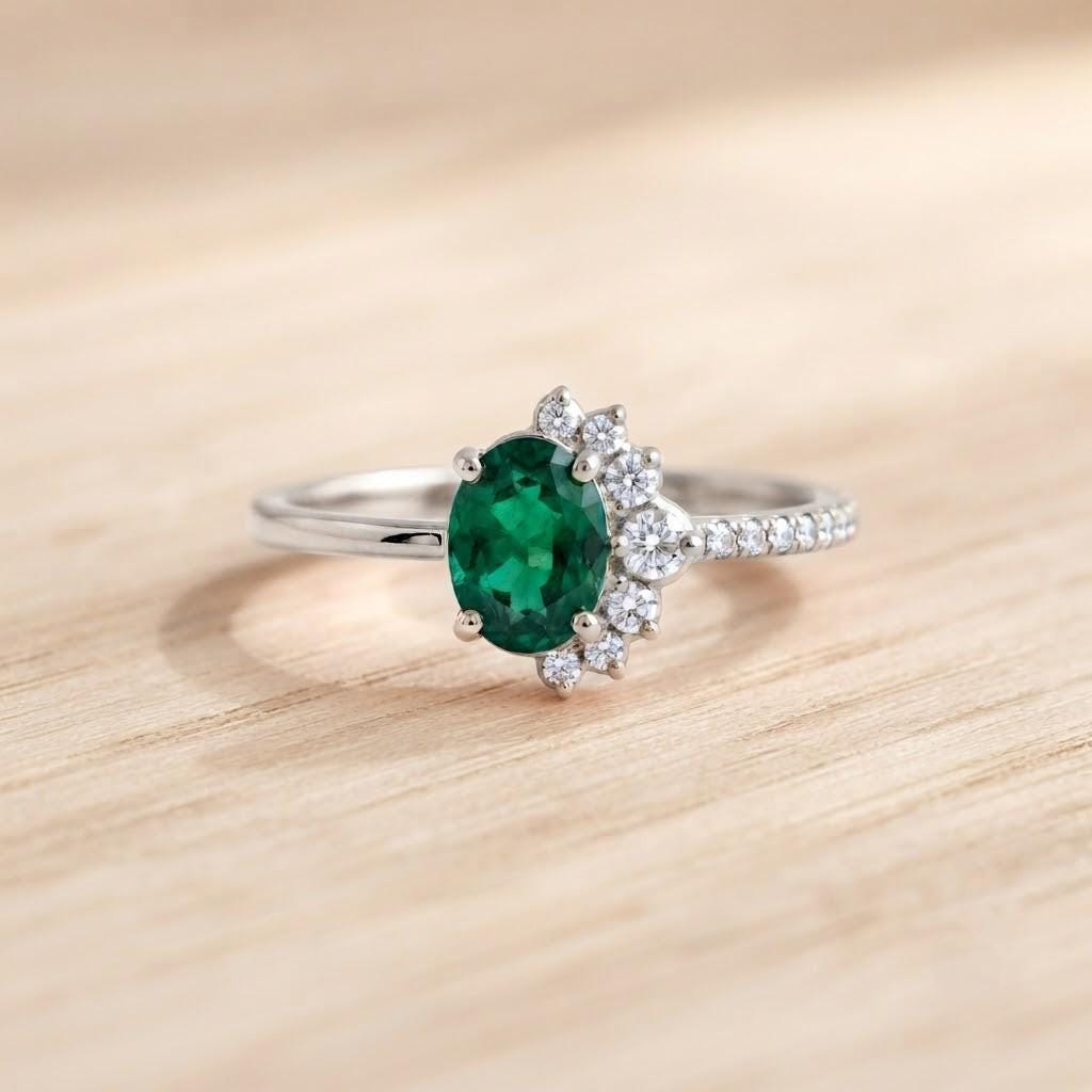 Cluster emerald and diamond engagement ring in solid gold, 9k, 14k, 18k - view 4