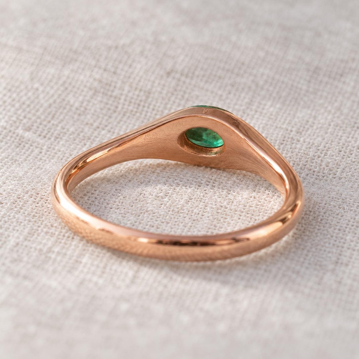 Oval Ruby, Sapphire or Emerald Flush-Set Gold Ring, photo 5