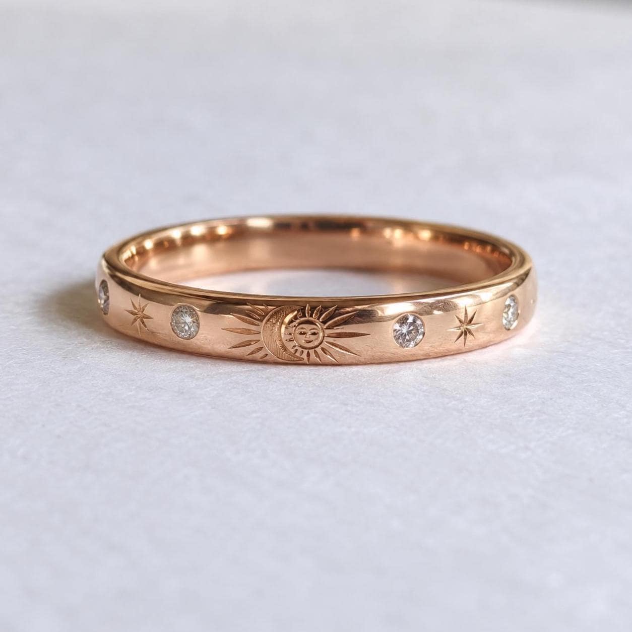 Sun & Moon Diamond Wedding Band in Solid Gold, 2.5 mm, photo 1
