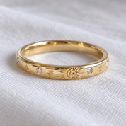 Sun & Moon Diamond Wedding Band in Solid Gold, 2.5 mm, photo 6