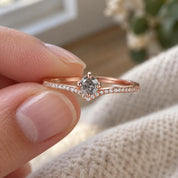 Salt and pepper diamond chevron pavé ring, photo 7