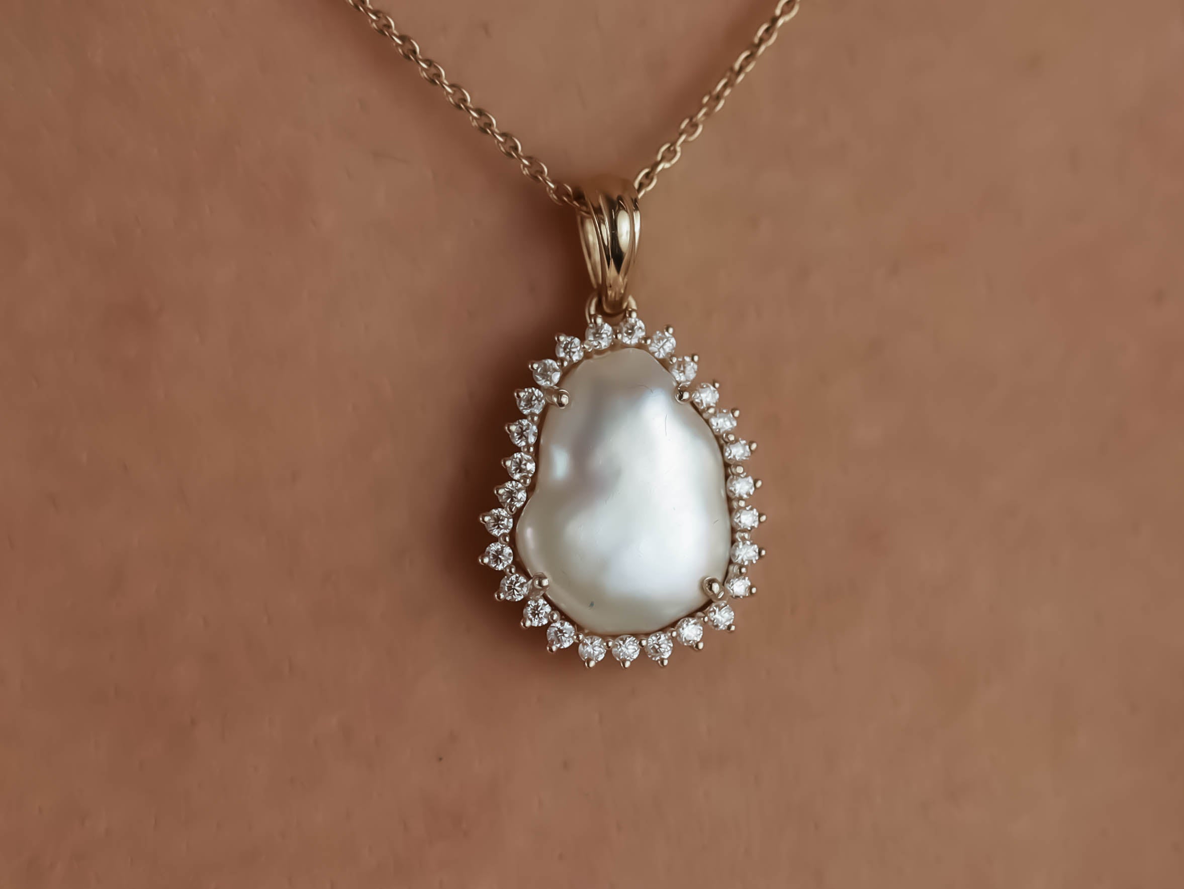 Baroque Pearl and Diamond Halo Necklace | Solid Gold Pearl Necklace -