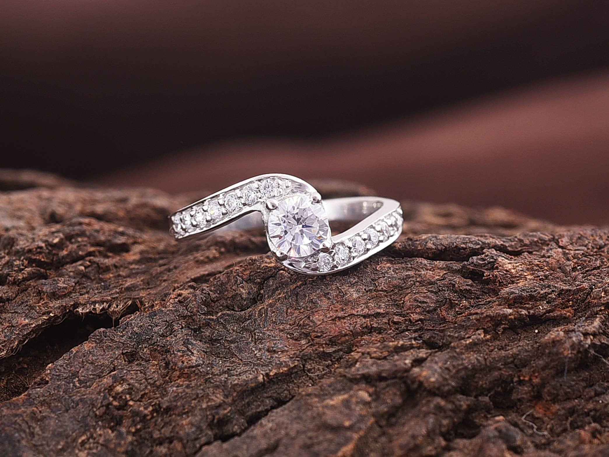Gold Round Diamond Engagement Ring | Unique Diamond Ring | Moissanite Engagement Ring -