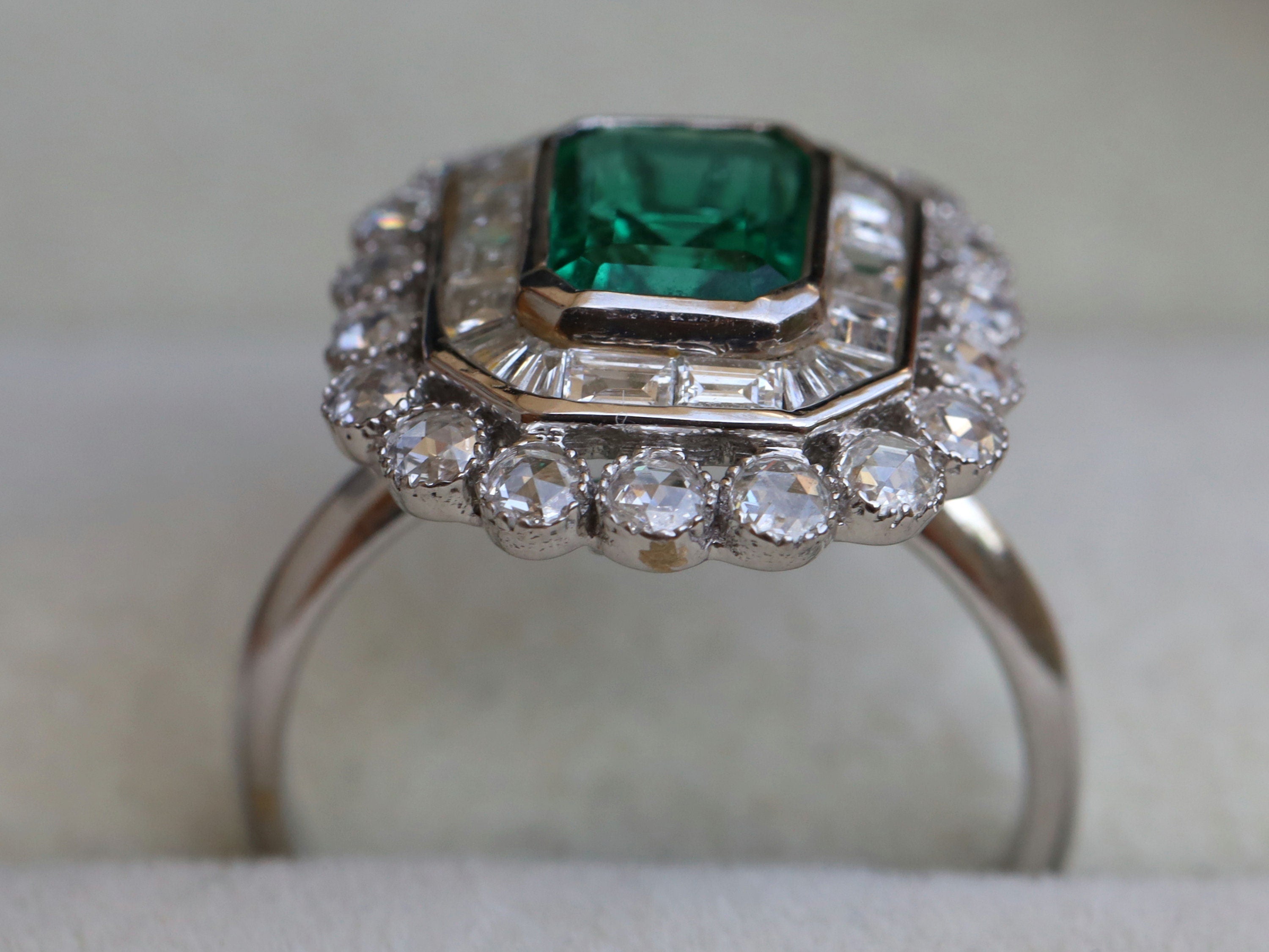 Emerald Diamond Engagement Ring | Green Emerald Baguette with 1.6-Carat Design -