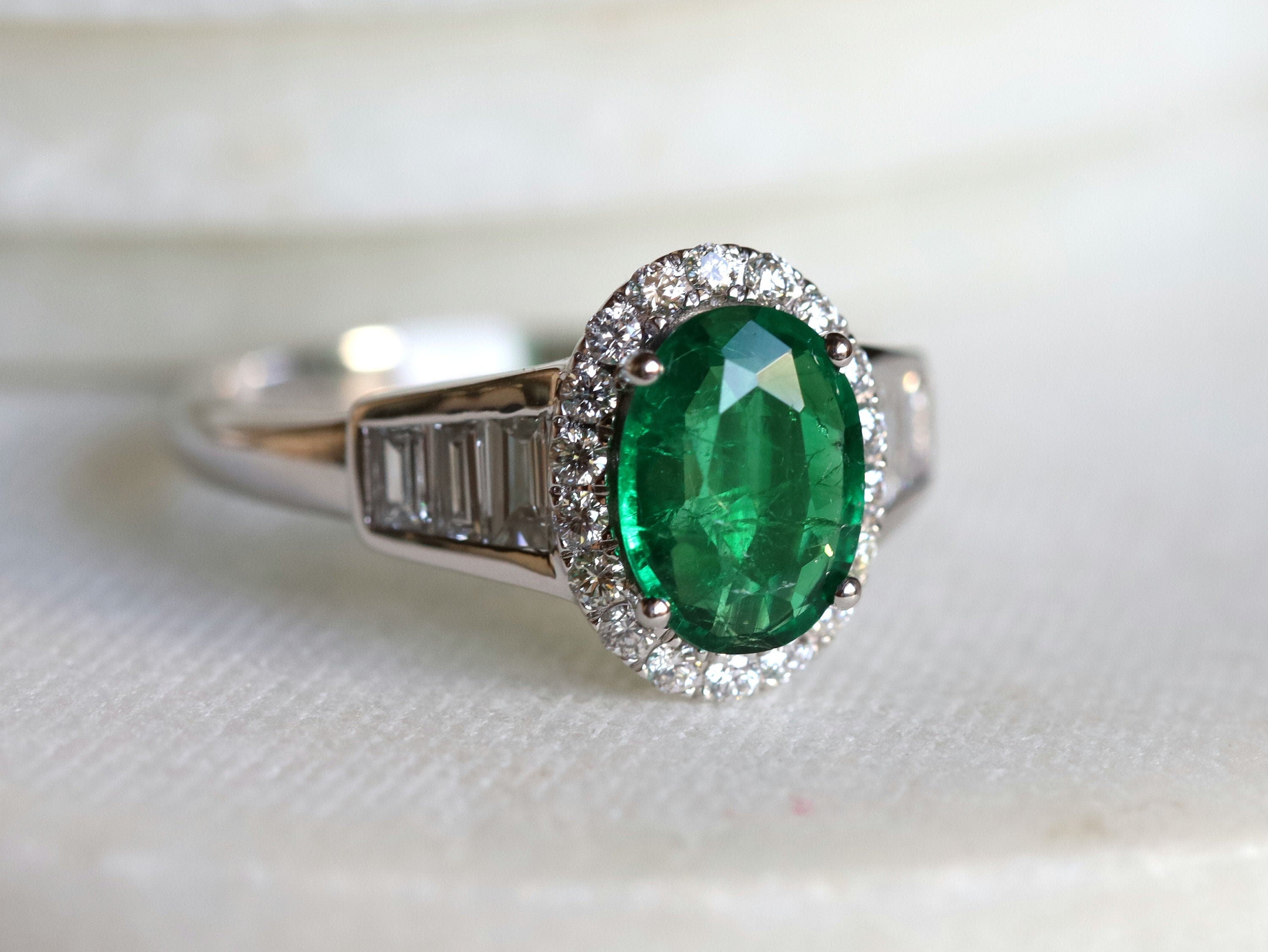 1 CT Emerald Diamond Engagement Ring | Art Deco Oval Emerald Ring | Baguette Diamond Ring -
