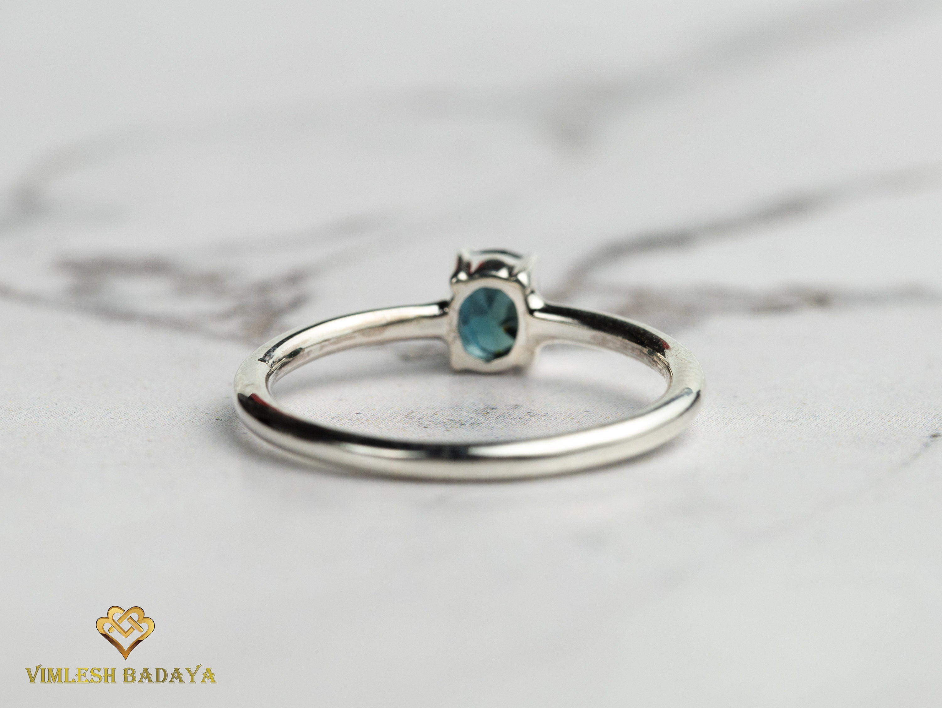 Teal Sapphire Ring | Peacock Sapphire Stacking Ring | Solid Gold Parti Sapphire Ring -