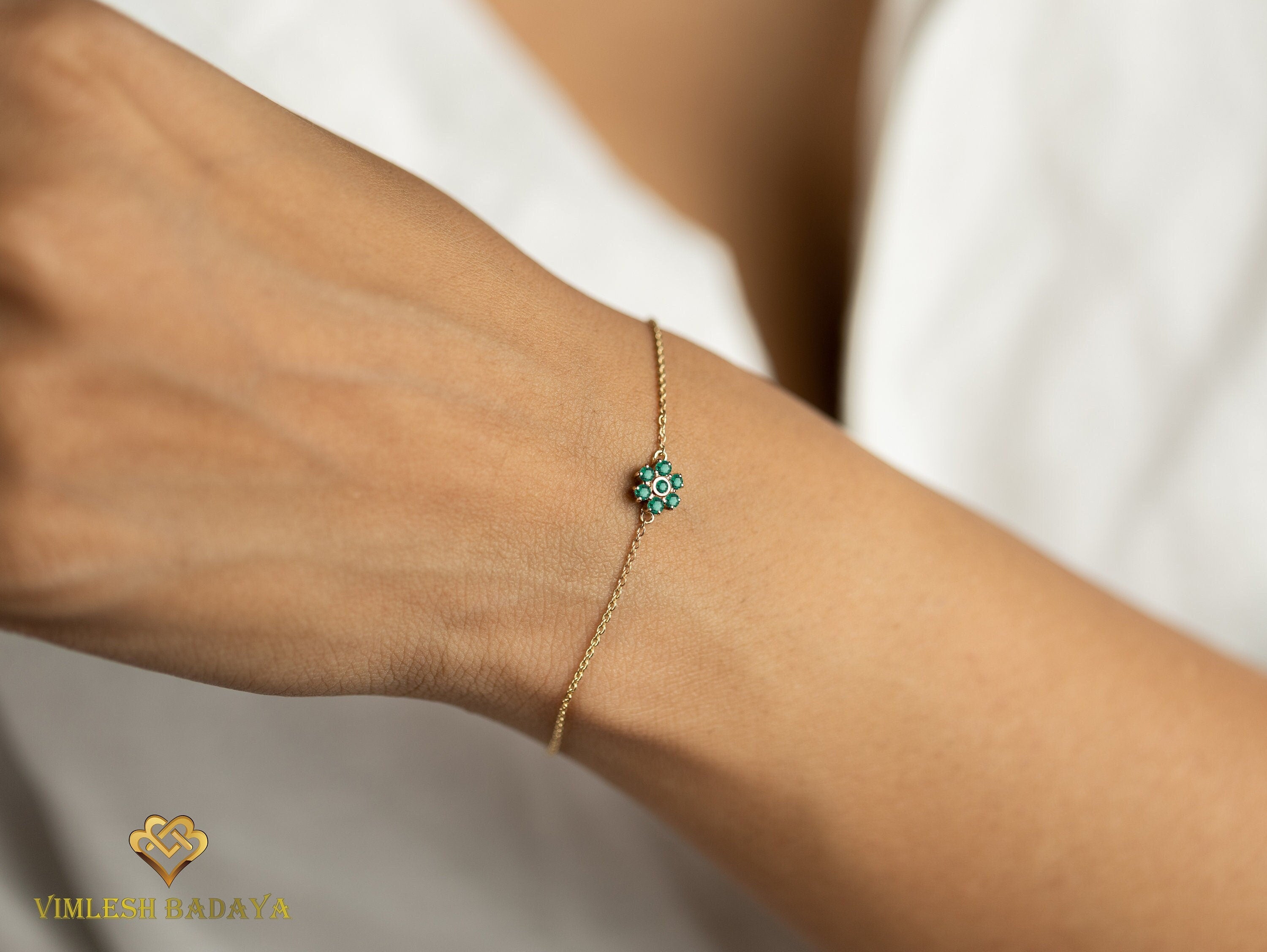 7 Stone Emerald Cluster Bracelet | Thin Gold Bracelet | Everyday Jewelry | Cluster Emerald Bangle -