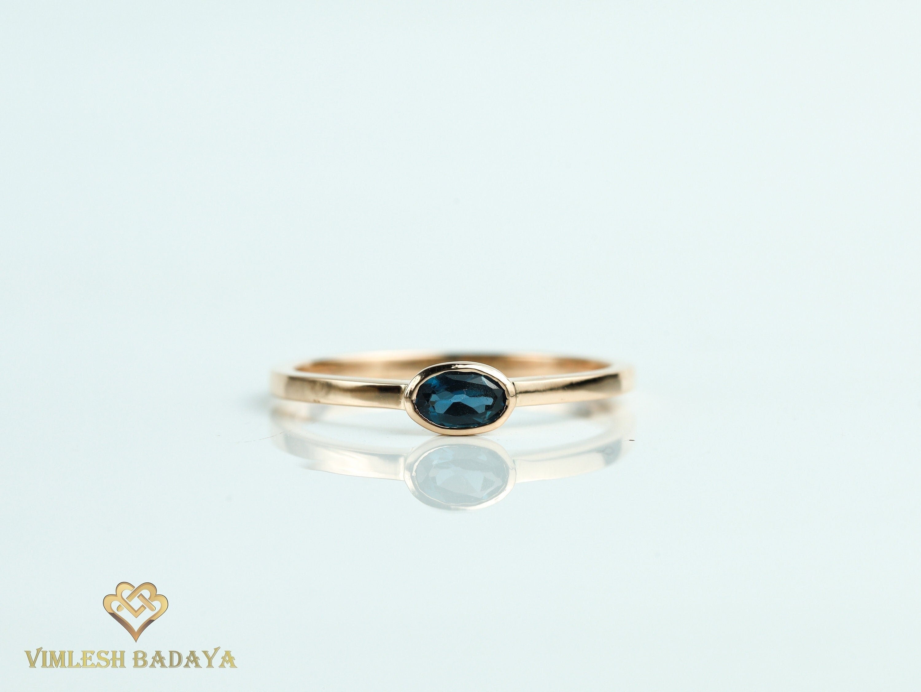Oval Teal Sapphire Stacking Ring | Parti Sapphire Bezel Setting | Dainty Sapphire Ring -