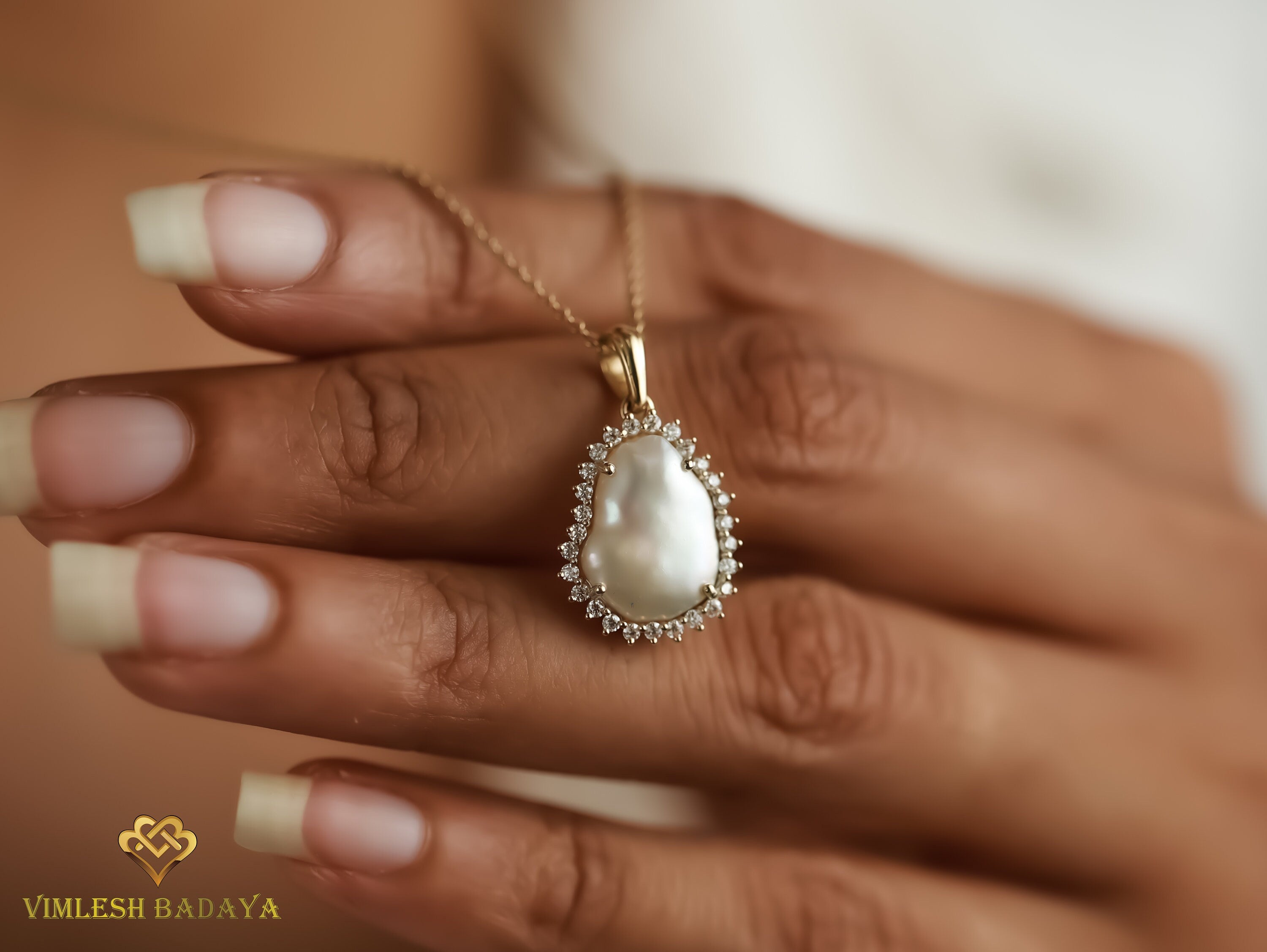 Baroque Pearl and Diamond Halo Necklace | Solid Gold Pearl Necklace -