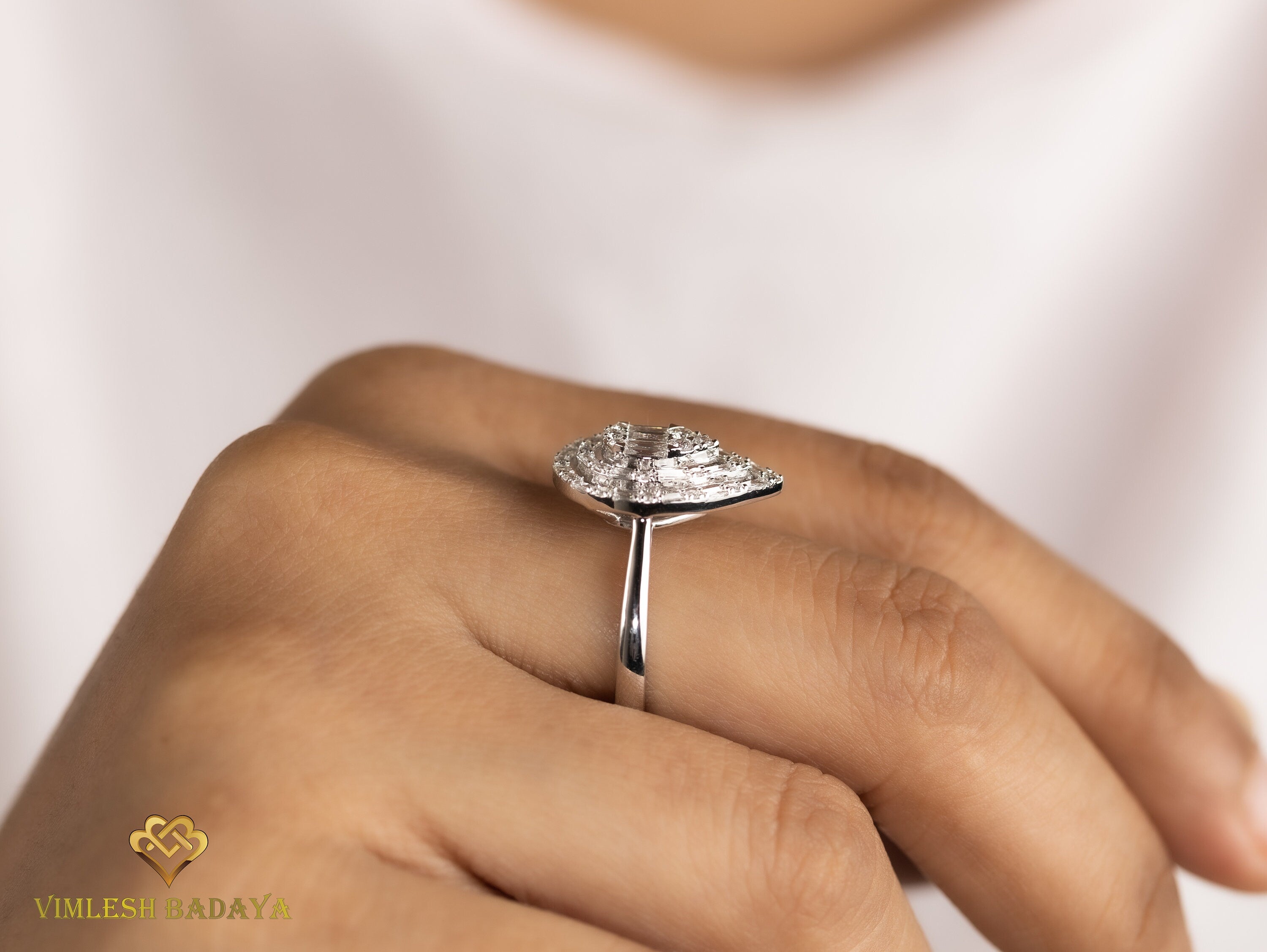 VS Eco-Friendly Illusion Setting Ring -